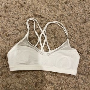 Lululemon sport bra size 4